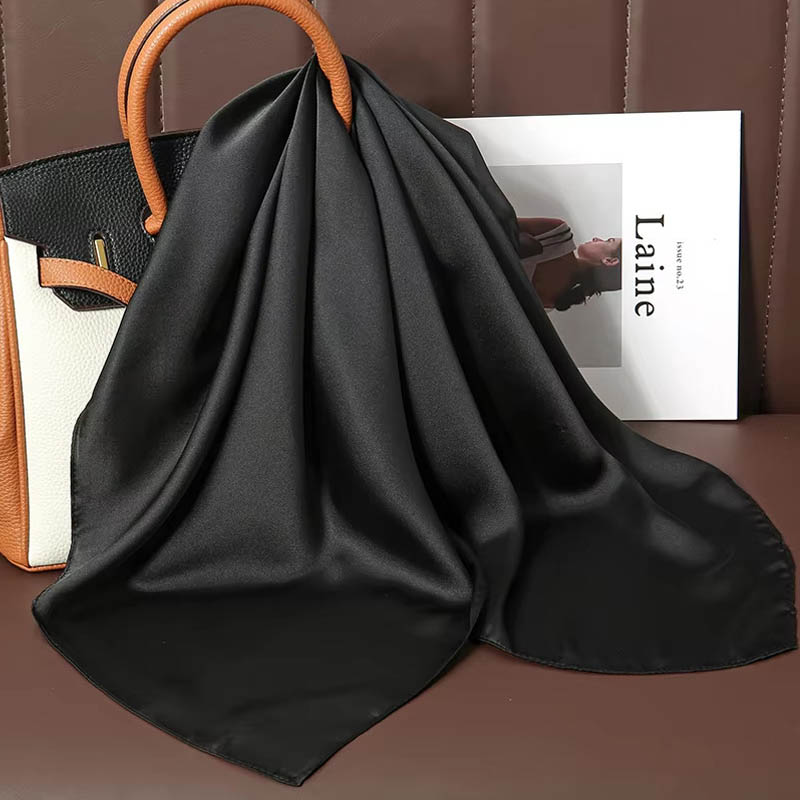Foulard carré de luxe en soie  - Luxury Bags China avis et prix