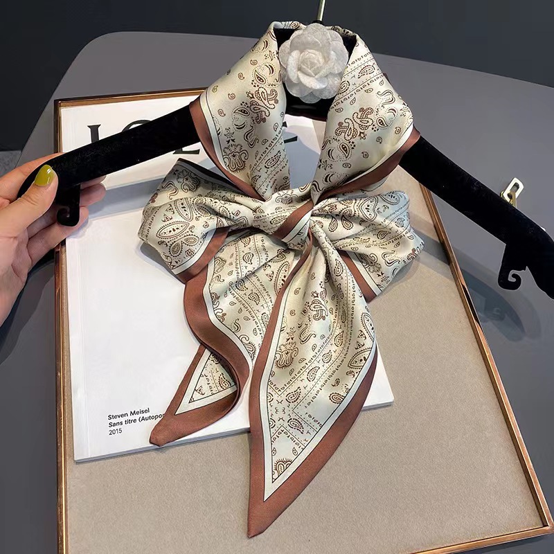 Foulard en soie pour femmes, D - Luxury Bags China avis et prix