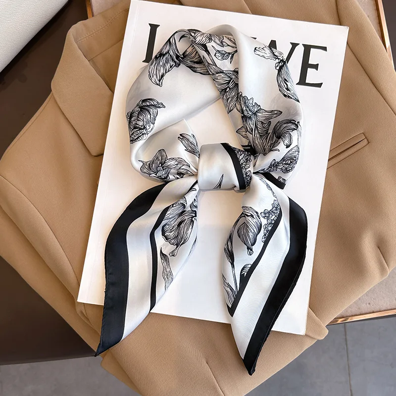 Foulard Carré à Imprimé Floral - Luxury Bags China avis et prix